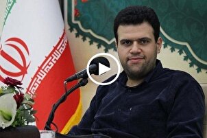 شاهد...تلاوة سورة "النصر" بصوت القارئ الايراني "سيد محمد حسيني بور"