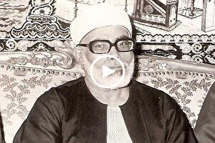 شاهد...تلاوة قصيرة وجذابة للشيخ الحصري من سورة البقرة