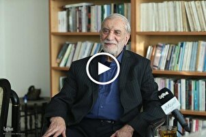 أكاديمي إیراني: الترجمة ليست كافية لفهم القرآن + فيديو