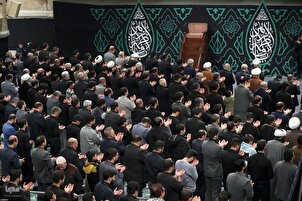 تقرير مصور | قائد الثورة يرعى ثاني ليالي العزاء بذكرى إستشهاد السيدة الزهراء (س)