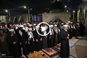 بالفیدیو | إقامة‌ صلاة جماعة موحّدة في موكب "نداء الأقصى"
