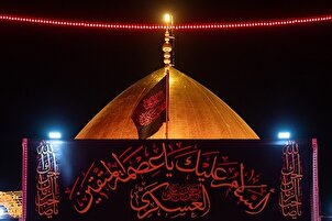 تقرير مصور | استبدال راية مرقد العسكريين (ع) في سامراء