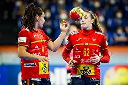 منتخب إسبانيا لسيدات اليد يتضامن مع فلسطين بطريقة خاصة