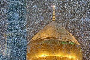 تقرير مصور | تساقط الثلوج في حرم السيدة فاطمة المعصومة (ع)