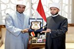 مصر: تکریم "حافظ أنور باشا" لتبرعه بجزء من جائزته في القرآن لصالح غزة