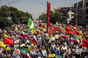 تقرير مصور | مسيرات "جمعة النصر" و"جمعة الغضب" في جمیع أنحاء ايران