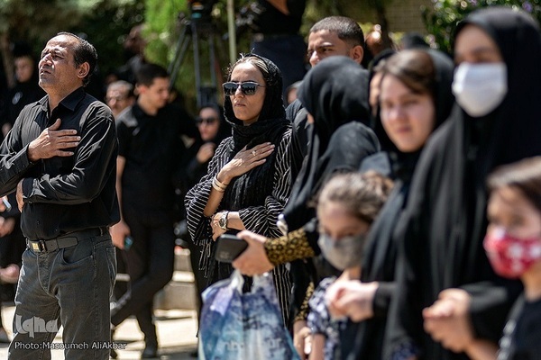 Mourning processions in Karaj