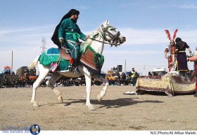 مراسم شبیه خوانی و نماز ظهر عاشورا در خوشاب