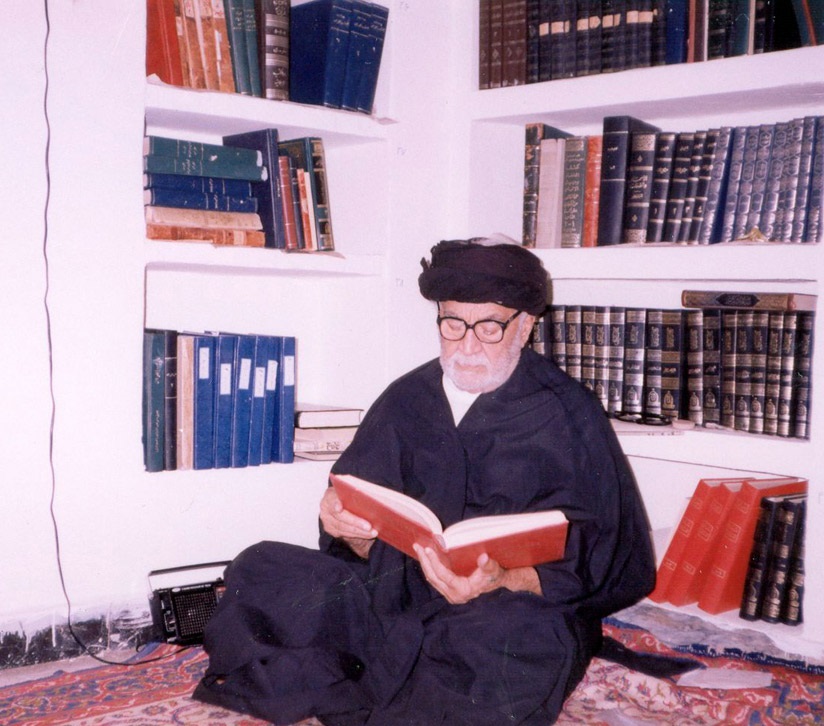 سخن از انسانی که خلاصه جهان است