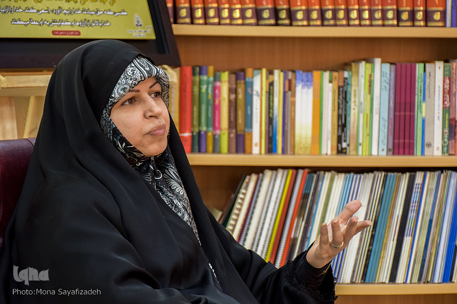 چرا رمان انقلاب اسلامی شاخص نداریم؟/دولتها برنامه مدونی برای هنر انقلاب نداشتند(آماده/ بدون عکس) چرا رمان انقلاب اسلامی شاخص نداریم؟/دولتها برنامه مدونی برای هنر انقلاب نداشتند(آماده/ بدون عکس)