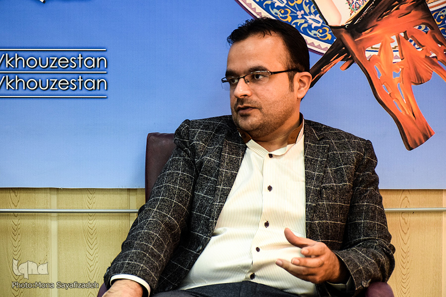 چرا رمان انقلاب اسلامی شاخص نداریم؟/دولتها برنامه مدونی برای هنر انقلاب نداشتند(آماده/ بدون عکس) چرا رمان انقلاب اسلامی شاخص نداریم؟/دولتها برنامه مدونی برای هنر انقلاب نداشتند(آماده/ بدون عکس)