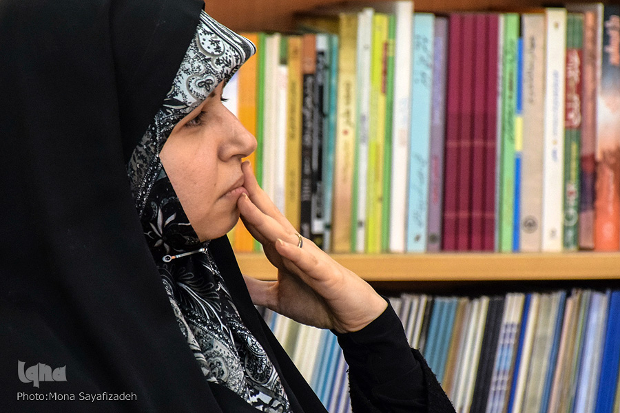 چرا رمان انقلاب اسلامی شاخص نداریم؟/دولتها برنامه مدونی برای هنر انقلاب نداشتند(آماده/ بدون عکس) چرا رمان انقلاب اسلامی شاخص نداریم؟/دولتها برنامه مدونی برای هنر انقلاب نداشتند(آماده/ بدون عکس)