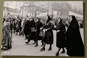 نمایشگاه «عکس روزهای انقلاب»