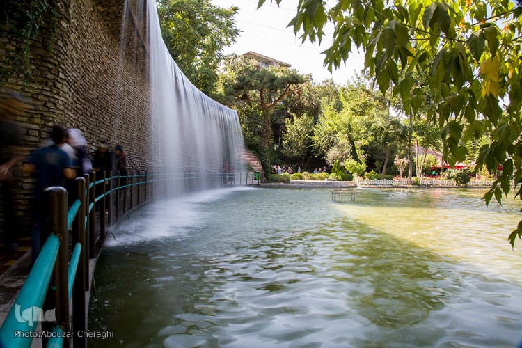 نمایشگاه گل و گیاه كرج