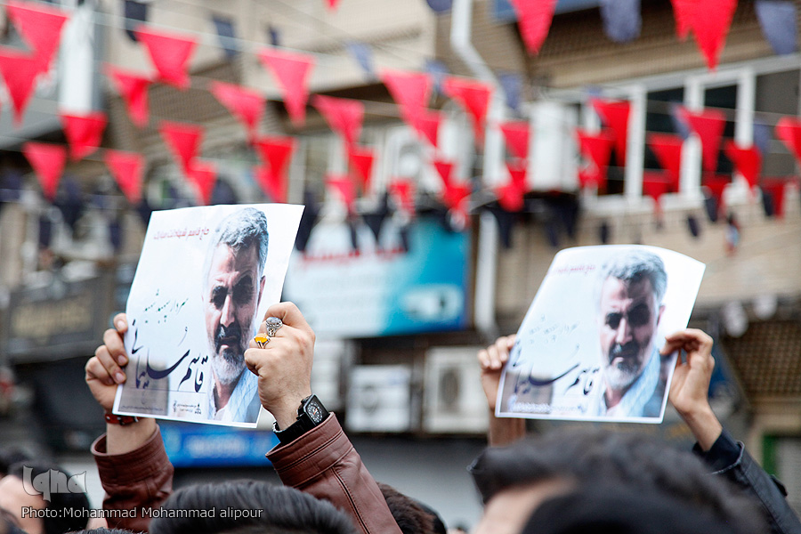 مراسم تشییع پیکر سپهبد سلیمانی و همرزمان شهیدش آغاز شد مراسم تشییع پیکر سپهبد سلیمانی و همرزمان شهیدش آغاز شد