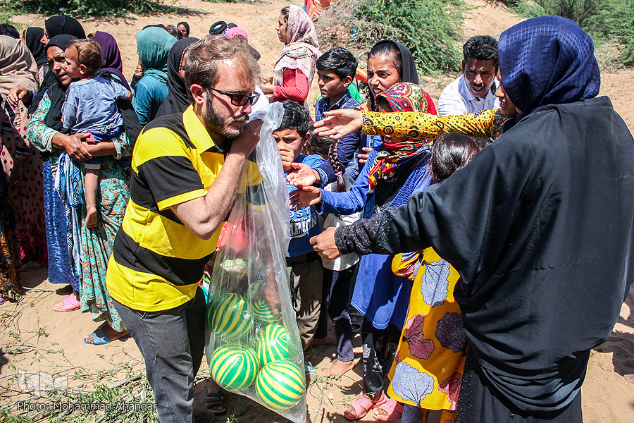 زیبایی&zwnj; در بحران/ دستگیری در عین نیاز