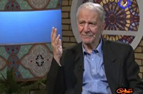 فیلم/ قربانی کردن نفس حیوانی در بیان غلامحسین دینانی