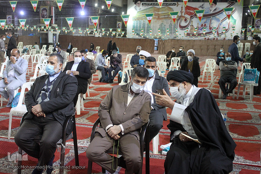 گلایه های جامعه قرآنی خوزستان در اولبن دیدار با نماینده ولی فقیه در استان گلایه های جامعه قرآنی خوزستان در اولبن دیدار با نماینده ولی فقیه در استان