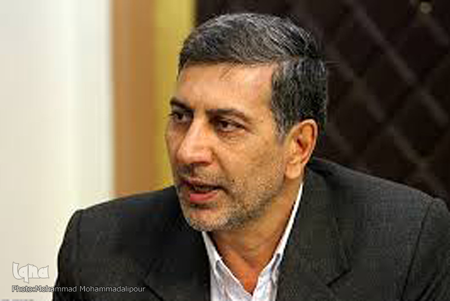 دکتر منصور امین در روزهای دفاع مقدس دکتر منصور امین در روزهای دفاع مقدس