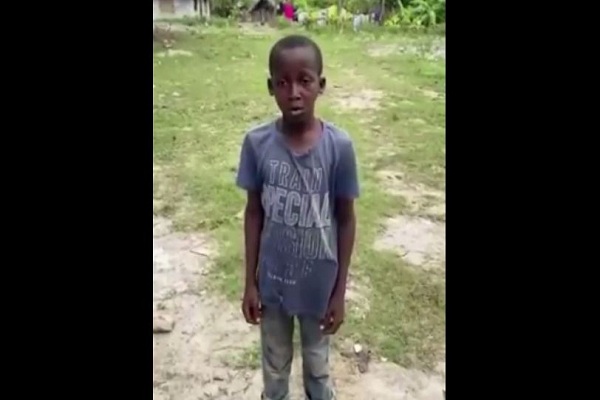 فیلم |‌ صوت زیبای کودک آفریقایی