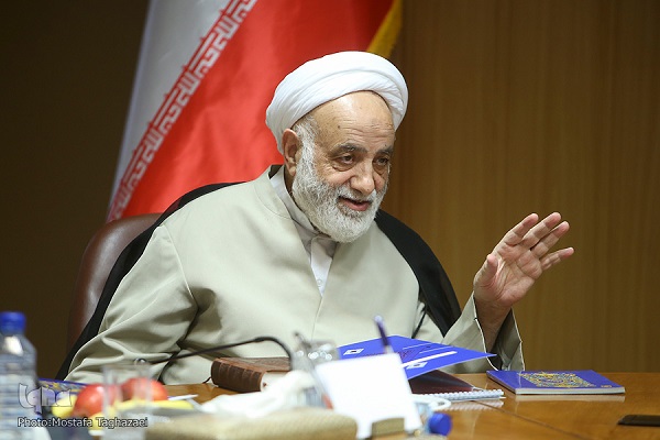 تأکید قرآن بر انجام حق کارها + مسابقه