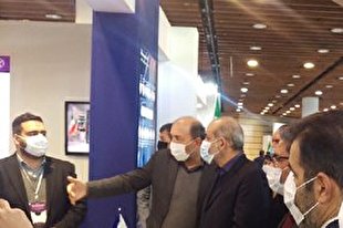 بازدید مقامات بلندپایه وزارتخانه‌های کشور و نفت از نمایشگاه دستاوردهای جهاد دانشگاهی + فیلم