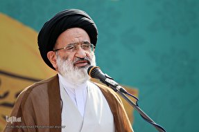 اگر مبارزه با استکبار نباشد ما تابع قرآن نیستیم