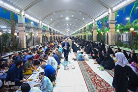 سفره افطار در بین الحرمین