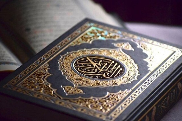 سلسله جلسات تفسیر آیات داستان انبیا در قرآن تشکیل می‌شود