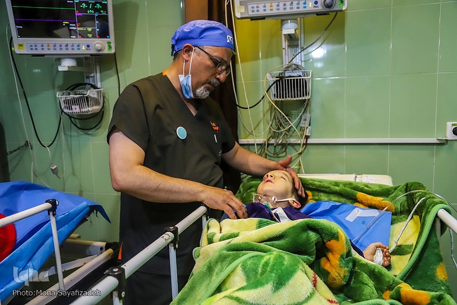 دکتر اقبالی