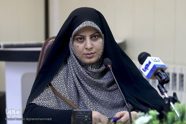 چگونه فرزندان شاد پرورش دهیم