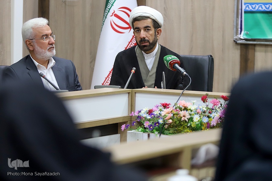 رضا کلاه کج