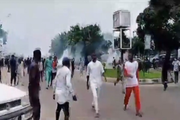 حمله پلیس به عزاداران حسینی در پایتخت نیجریه + فیلم