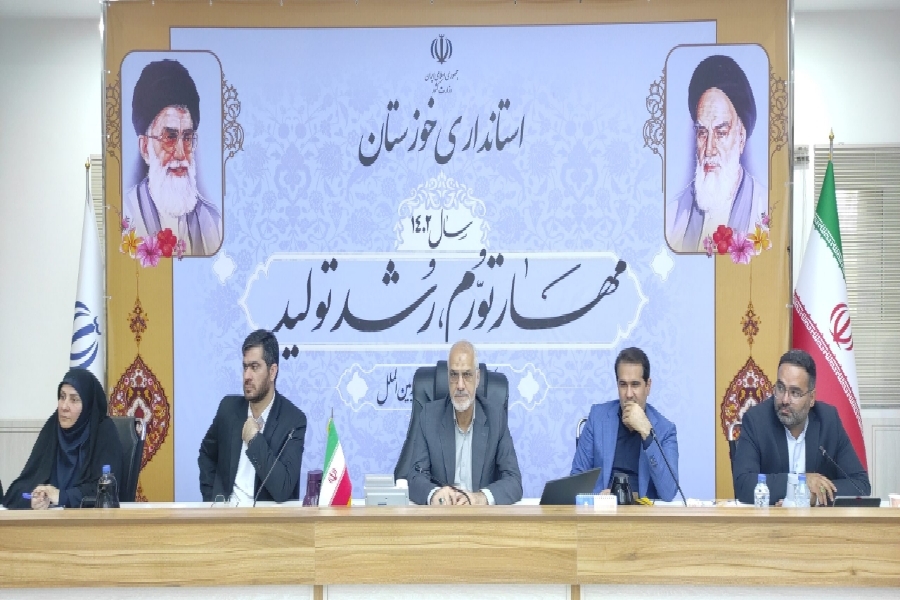 مکتب اسلام توسط نخبگان به جامعه معرفی شود