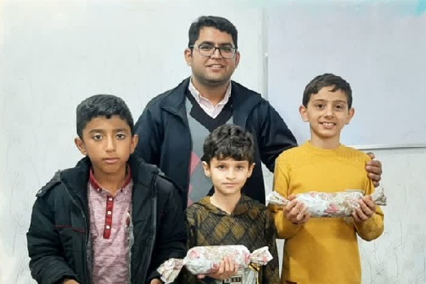 علی حمزه مدیر موسسه نورالبیان شوش علی حمزه مدیر موسسه نورالبیان شوش