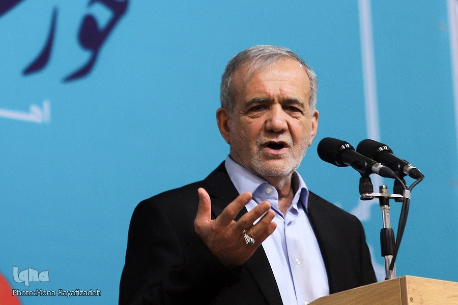 مسعود پزشکیان رئیس جمهور مسعود پزشکیان رئیس جمهور