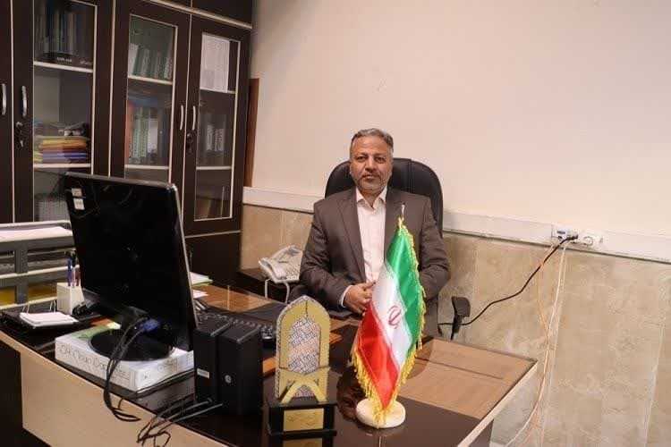 هادی خان محمدی رئیس اداره قرآن اموزش و پرورش البرز