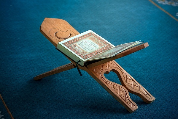 محفل انس با قرآن کریم در باغک شازند برپا می‌شود