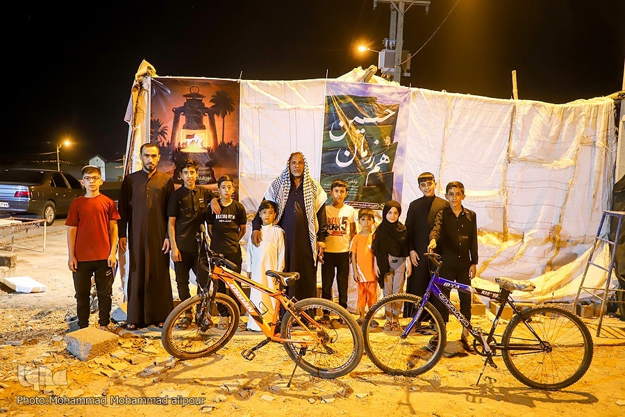 خادمان اربعین