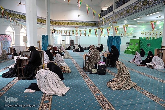 اعتکاف تمرین تقویت و پرورش روح معنویت است