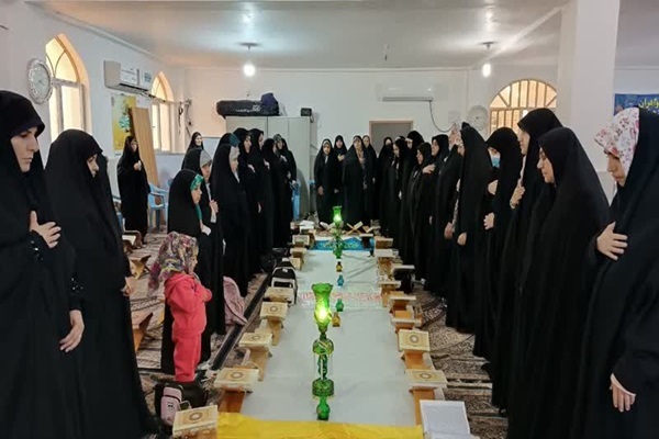 محفل انس با قرآن بانوان در بندرماهشهر