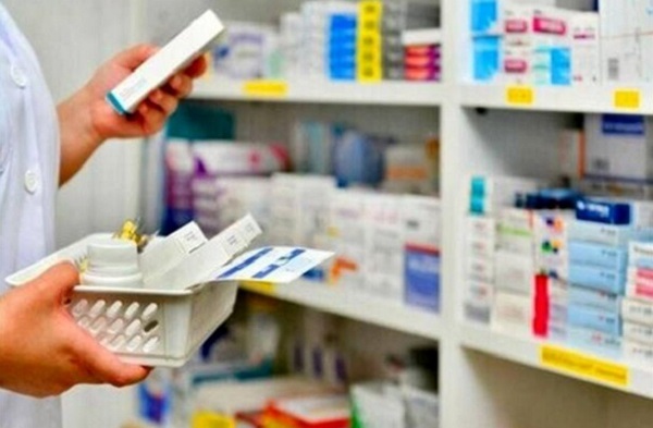 مطالبات داروخانه‌ها و مراکز درمانی پرداخت شد