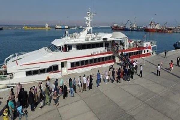 آغاز تردد دریایی زائران اربعین از بندر خرمشهر به بصره از ۱۰ مرداد