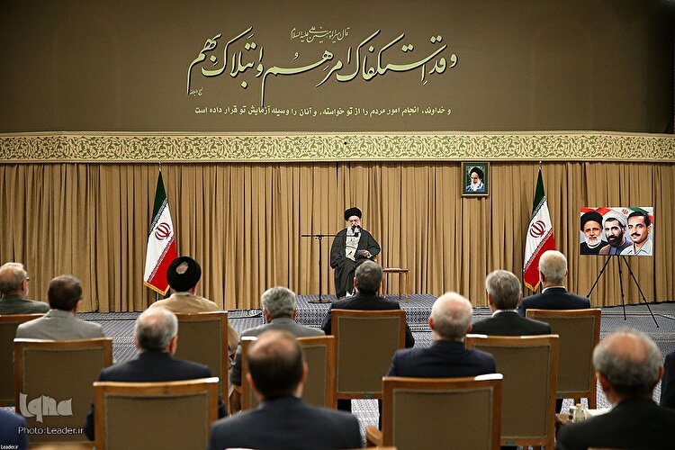 دیدار رئیس جمهور و هیئت وزیران با رهبر معظم انقلاب