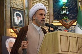 راه مقابله با مستکبران قدرتمند‌تر شدن است