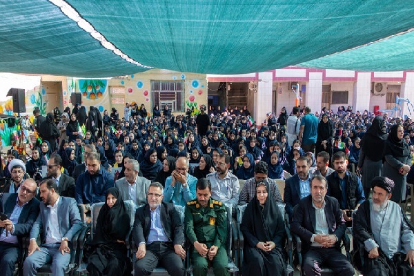 آیین نمادین نواختن زنگ بازگشایی مدارس خوزستان