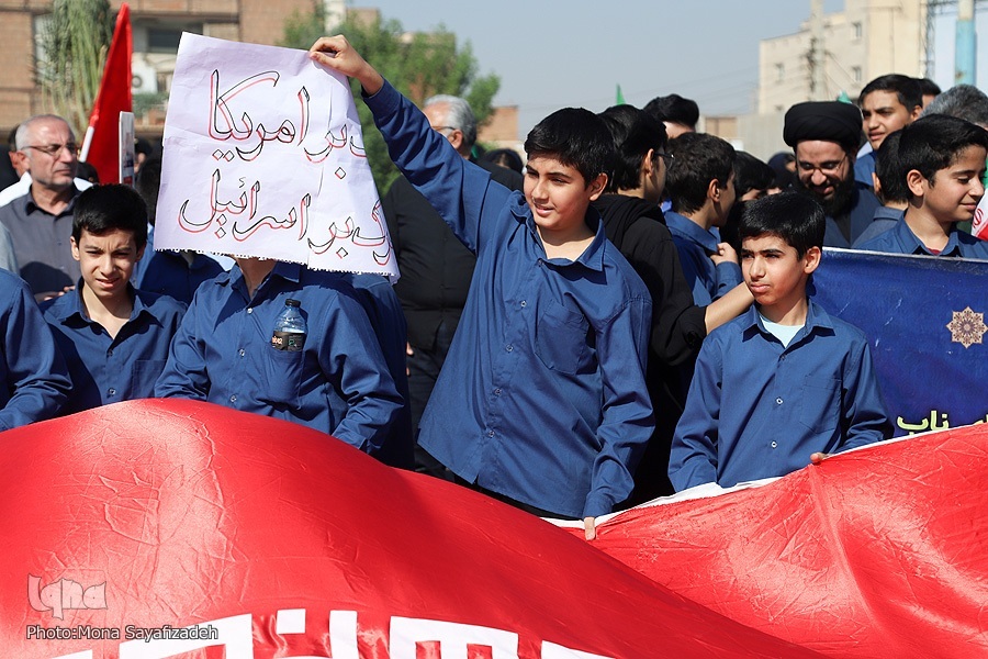 دانش آموزان