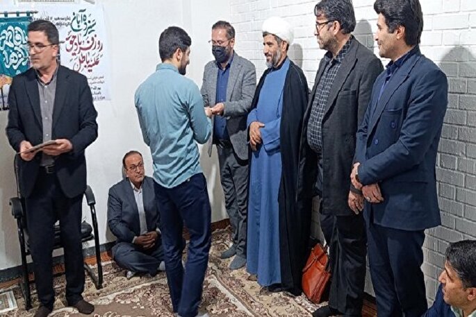 برگزیدگان سیزدهمین مسابقات ملی مناظرات دانشجویان کهگیلویه‌وبویراحمد تجلیل شدند