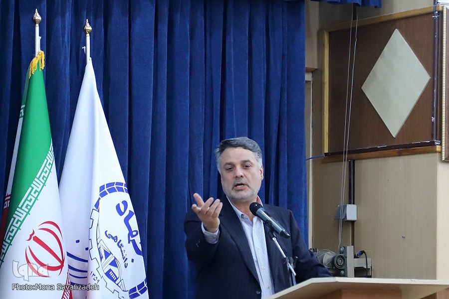 مسعود حبیبی، معاون فرهنگی و دانشجویی وزارت بهداشت، درمان و آموزش پزشکی کشور