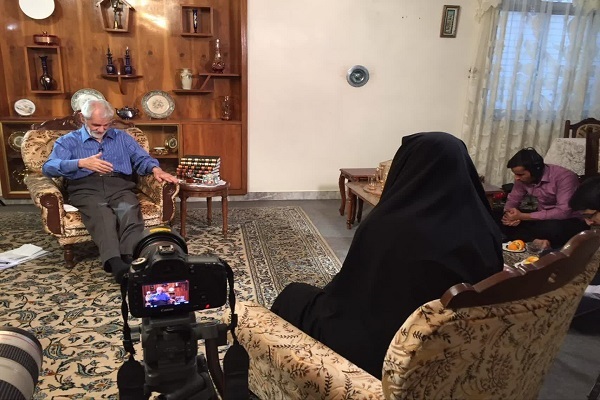 مستند «جنگ چهرهای زنانه دارد» مستند «جنگ چهرهای زنانه دارد»